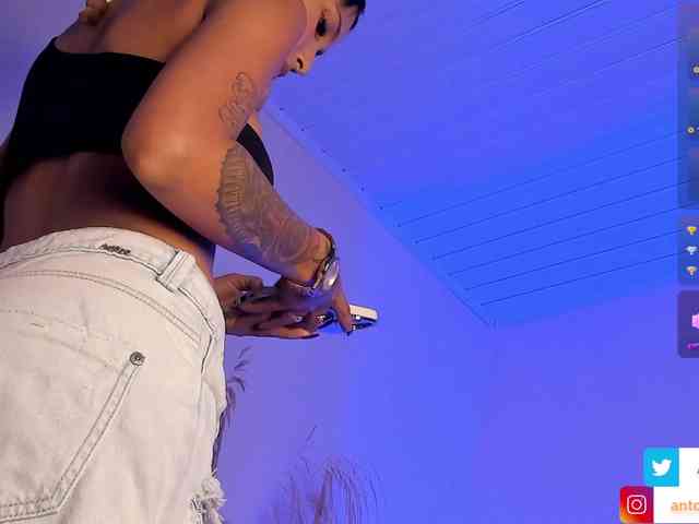 Antonellasmith0 webcam