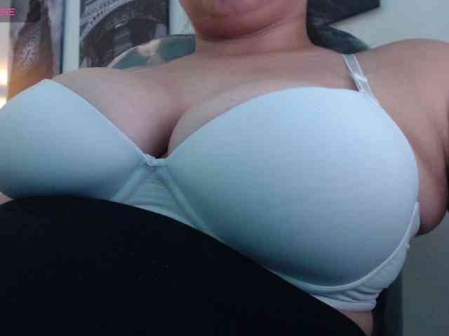 Candy-vega Candy-vega