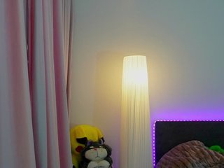 TweetyCream Porn Show