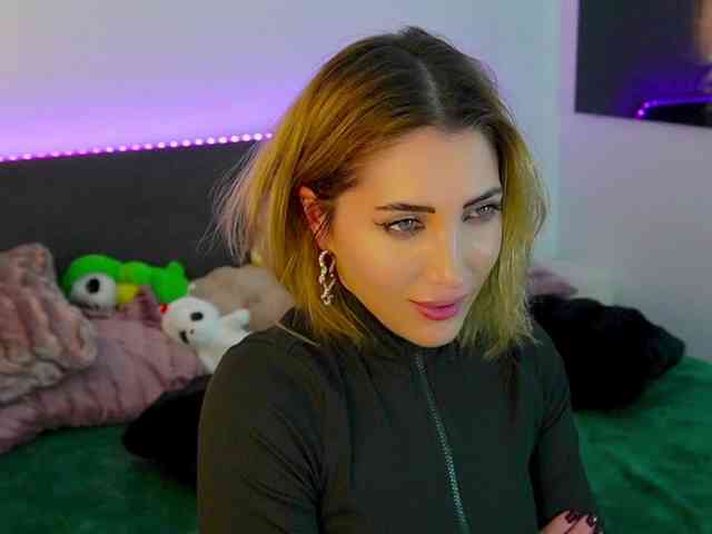 TweetyCream webcam