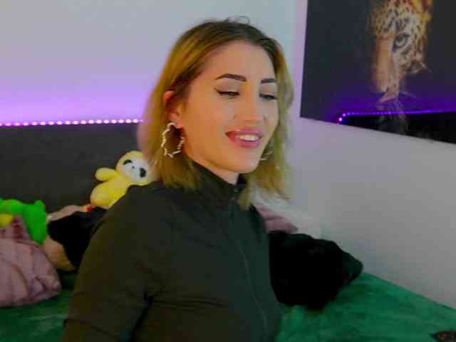 TweetyCream webcam