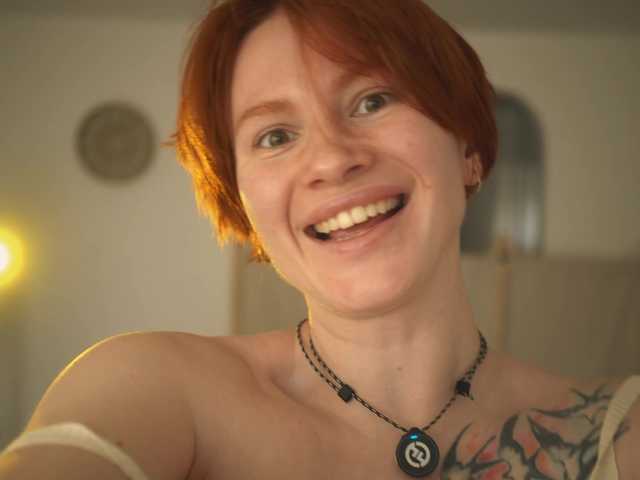 valeriaraw's BongaCams show and profile