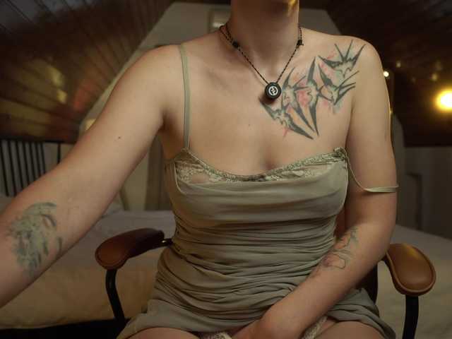 akaneiro-demon from BongaCams is Freechat