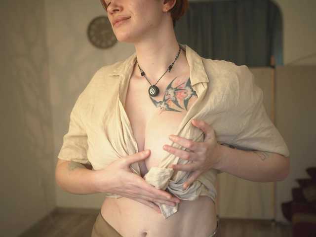 valeriaraw's BongaCams show and profile