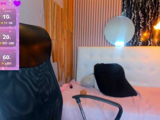 luzziana's BongaCams show and profile