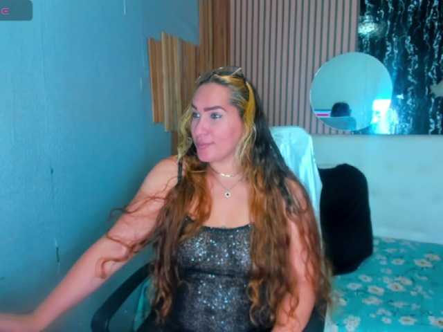 luzziana from BongaCams is Freechat