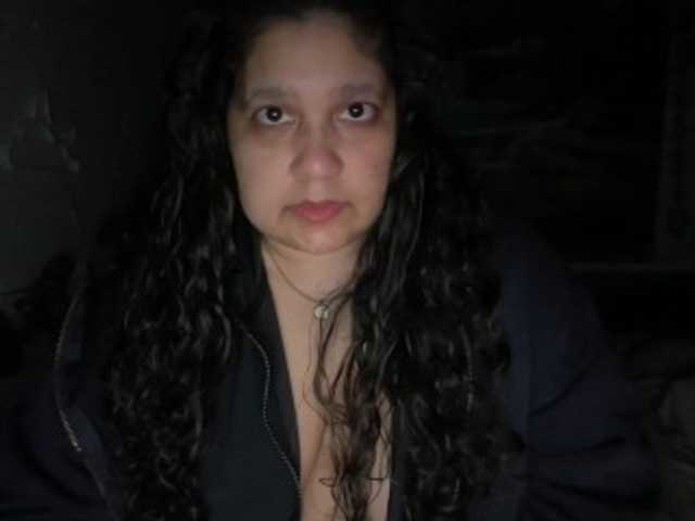 DUMBHOEMELANIE's BongaCams show and profile