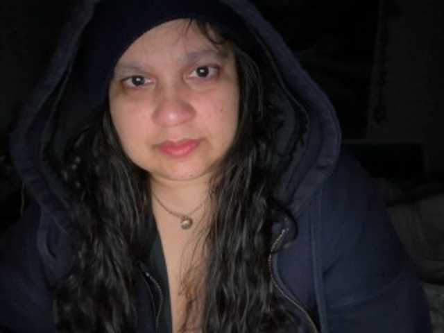 DUMBHOEMELANIE's BongaCams show and profile