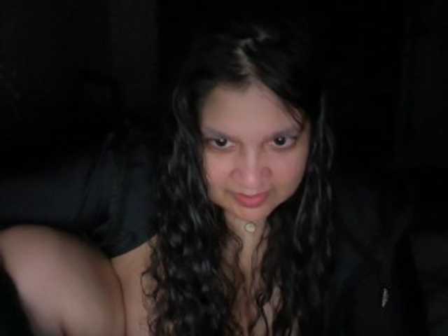 DUMBHOEMELANIE's BongaCams show and profile