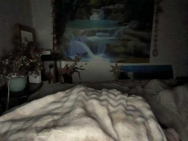 DUMBHOEMELANIE's BongaCams show and profile