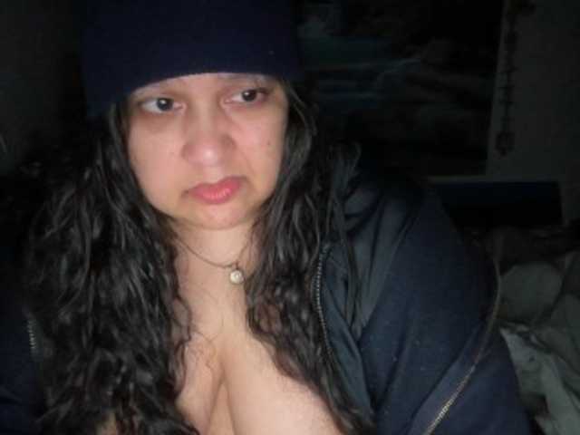 DUMBHOEMELANIE's BongaCams show and profile