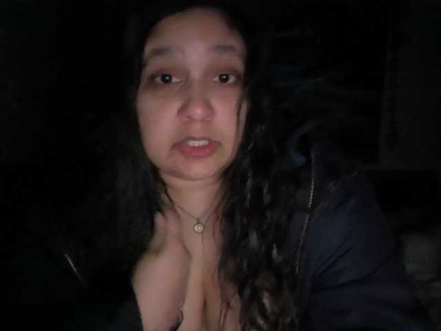 DUMBHOEMELANIE's BongaCams show and profile