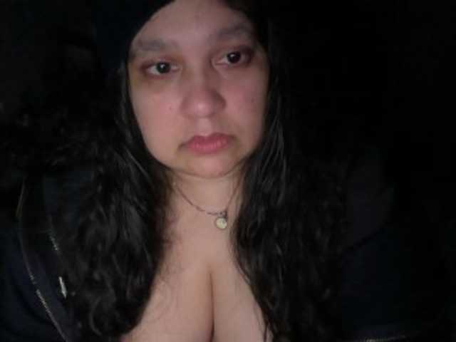 DUMBHOEMELANIE's BongaCams show and profile