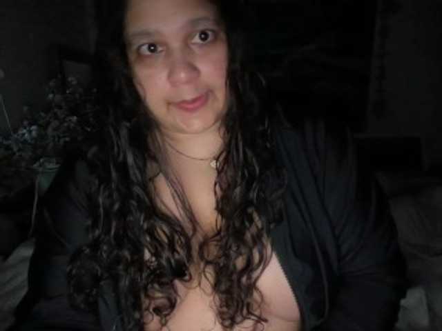 DUMBHOEMELANIE's BongaCams show and profile