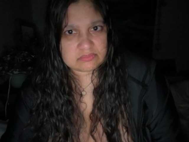 DUMBHOEMELANIE's BongaCams show and profile