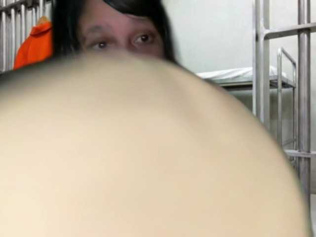 DUMBHOEMELANIE's BongaCams show and profile