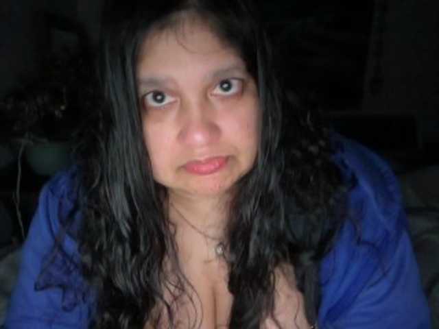 DUMBHOEMELANIE's BongaCams show and profile