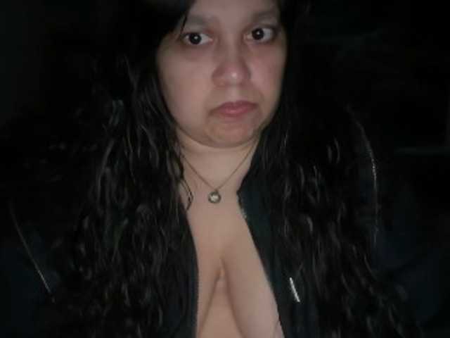 DUMBHOEMELANIE's BongaCams show and profile