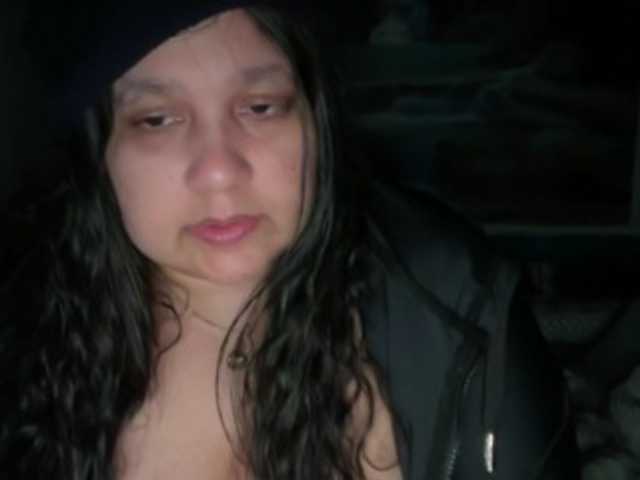 DUMBHOEMELANIE's BongaCams show and profile