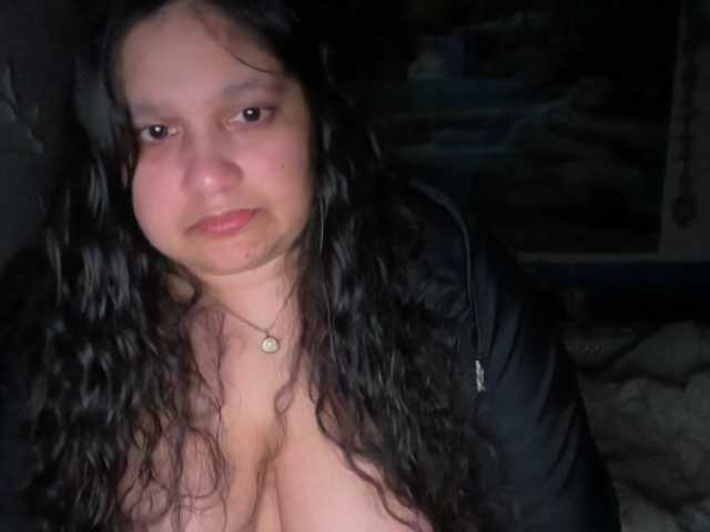 DUMBHOEMELANIE's BongaCams show and profile