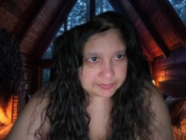 DUMBHOEMELANIE's BongaCams show and profile