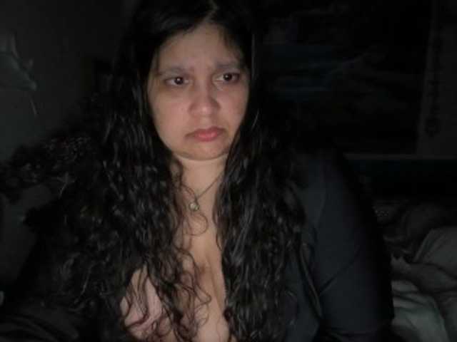 DUMBHOEMELANIE's BongaCams show and profile