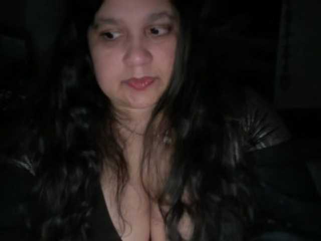 DUMBHOEMELANIE's BongaCams show and profile