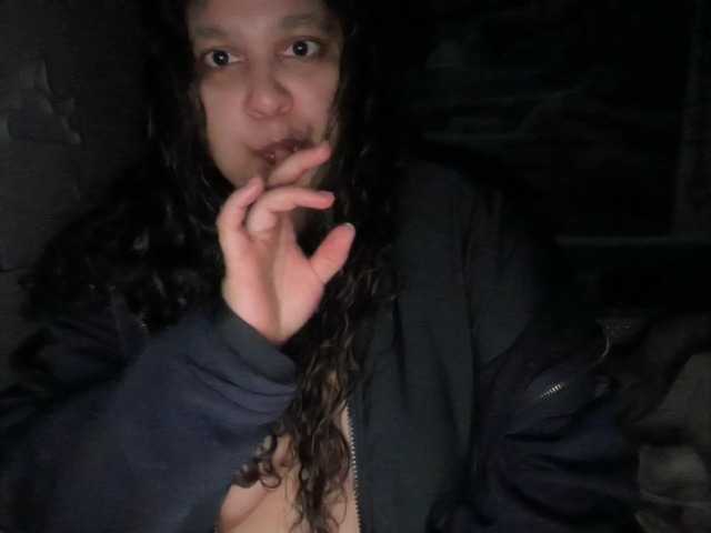 DUMBHOEMELANIE's BongaCams show and profile