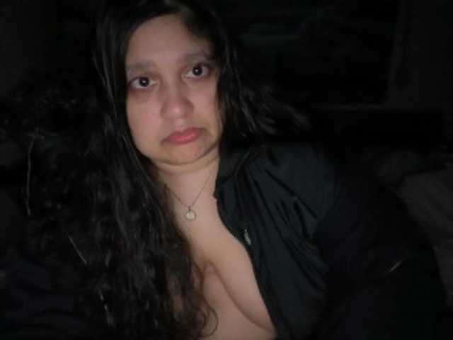 DUMBHOEMELANIE's BongaCams show and profile