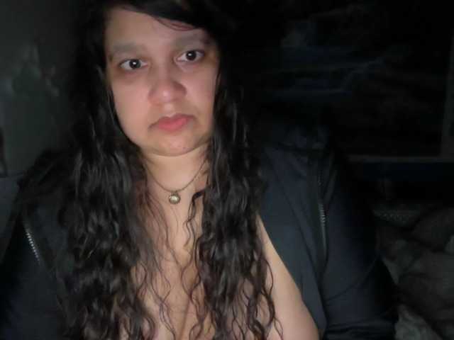 DUMBHOEMELANIE's BongaCams show and profile