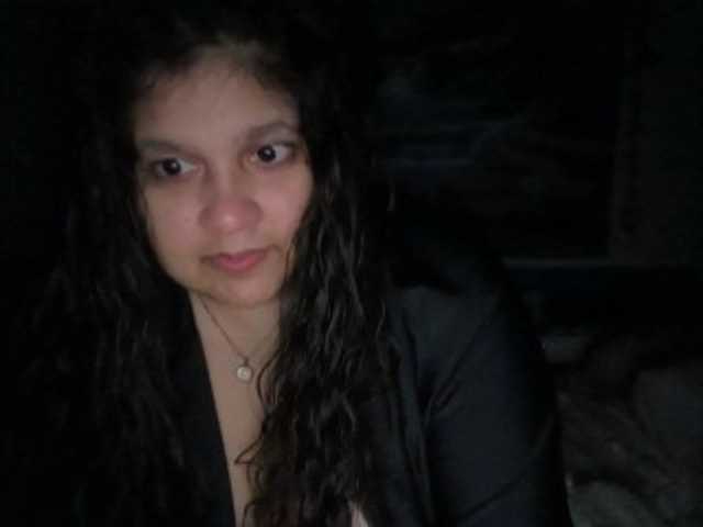 DUMBHOEMELANIE's BongaCams show and profile