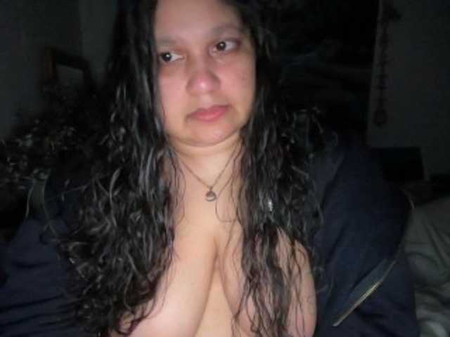 DUMBHOEMELANIE's BongaCams show and profile