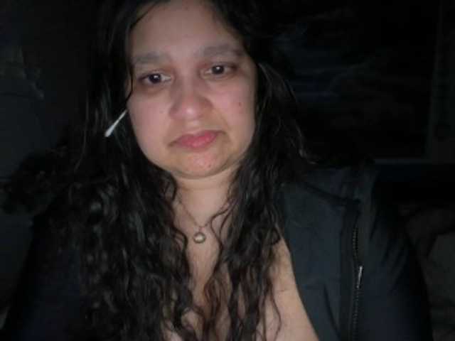 DUMBHOEMELANIE's BongaCams show and profile