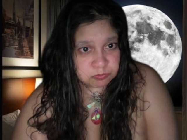 DUMBHOEMELANIE's BongaCams show and profile