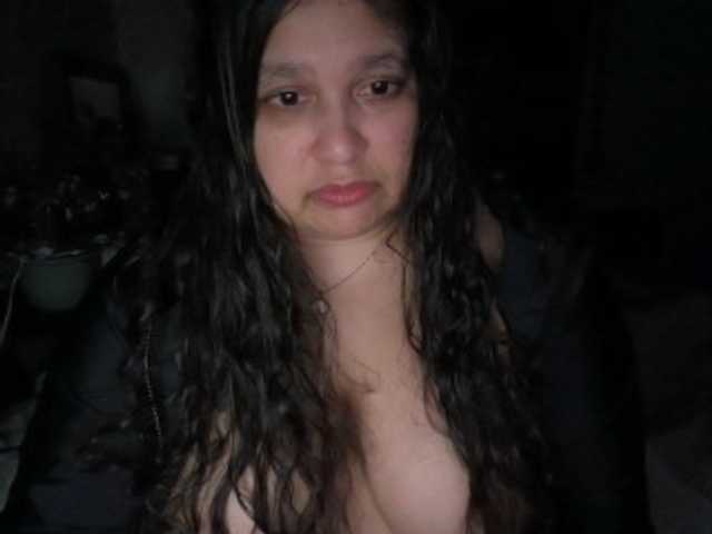 DUMBHOEMELANIE's BongaCams show and profile