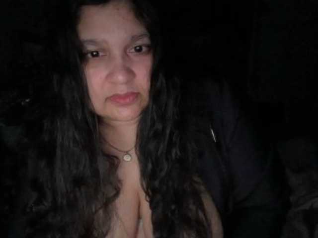 DUMBHOEMELANIE's BongaCams show and profile