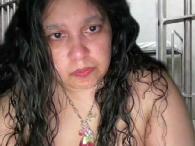 DUMBHOEMELANIE's BongaCams show and profile