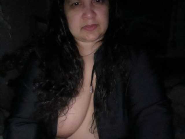 DUMBHOEMELANIE's BongaCams show and profile