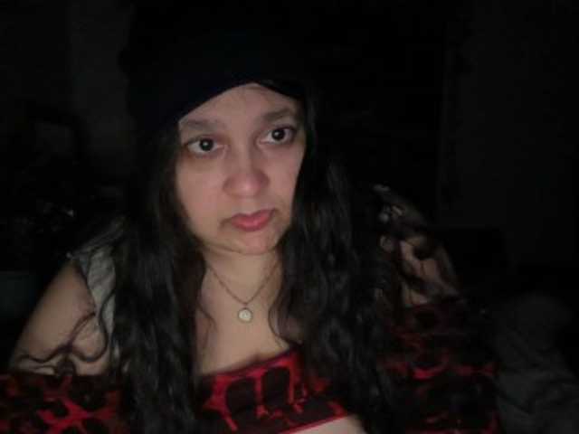 DUMBHOEMELANIE's BongaCams show and profile