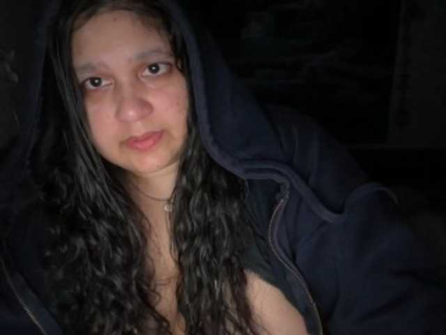 DUMBHOEMELANIE's BongaCams show and profile