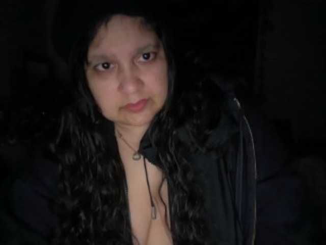 DUMBHOEMELANIE's BongaCams show and profile