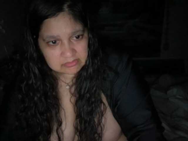 DUMBHOEMELANIE's BongaCams show and profile