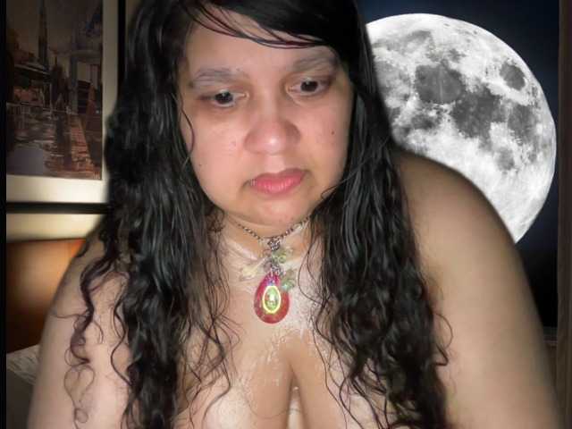 DUMBHOEMELANIE's BongaCams show and profile