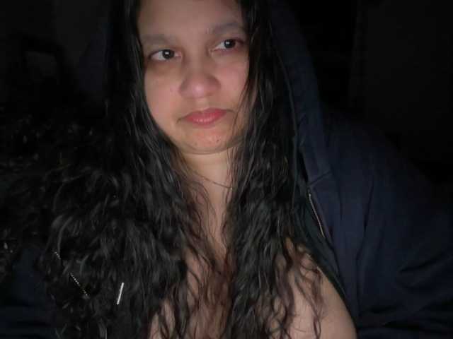 DUMBHOEMELANIE's BongaCams show and profile