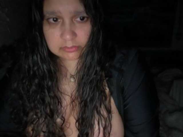 DUMBHOEMELANIE's BongaCams show and profile