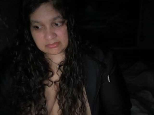 DUMBHOEMELANIE's BongaCams show and profile