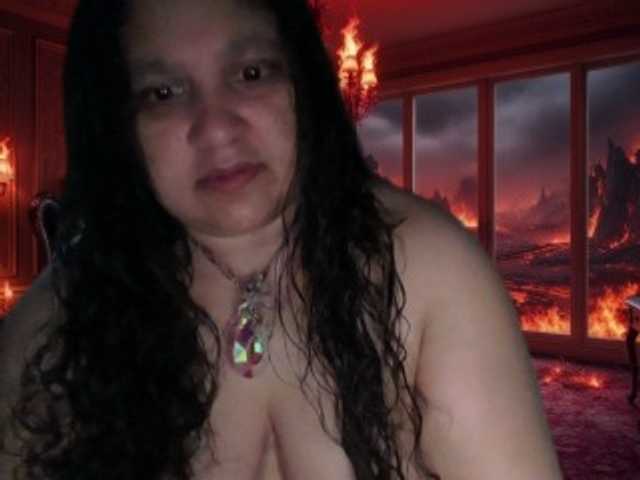 DUMBHOEMELANIE's BongaCams show and profile