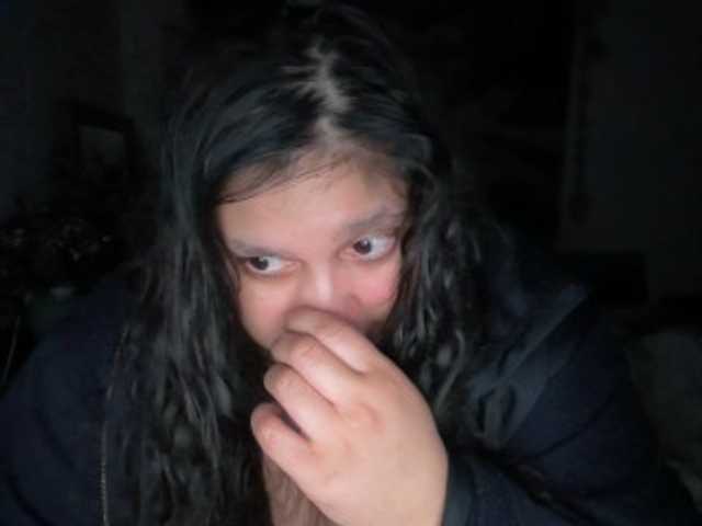 DUMBHOEMELANIE's BongaCams show and profile