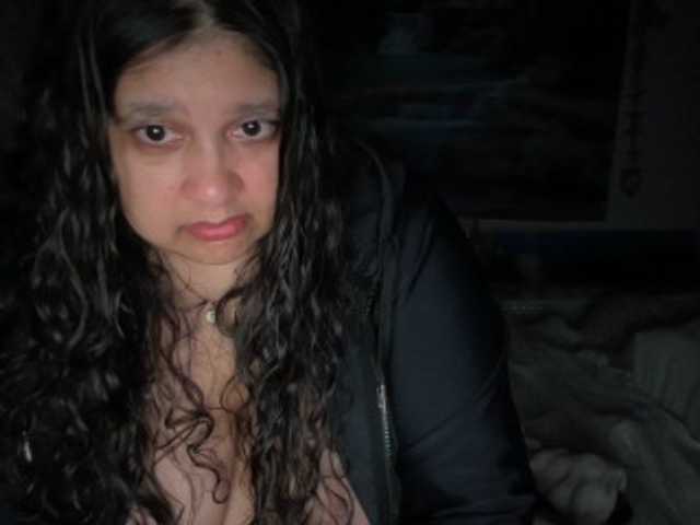 DUMBHOEMELANIE's BongaCams show and profile