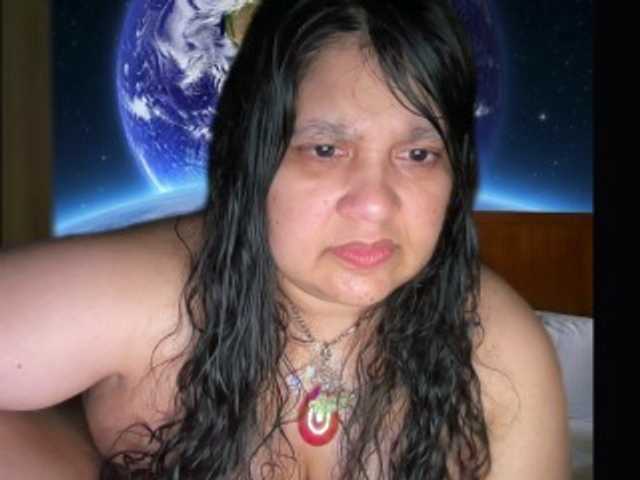 DUMBHOEMELANIE's BongaCams show and profile